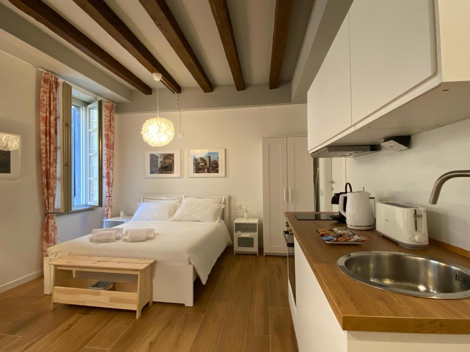 Wish Rooms Charme&Relax Бергамо Экстерьер фото