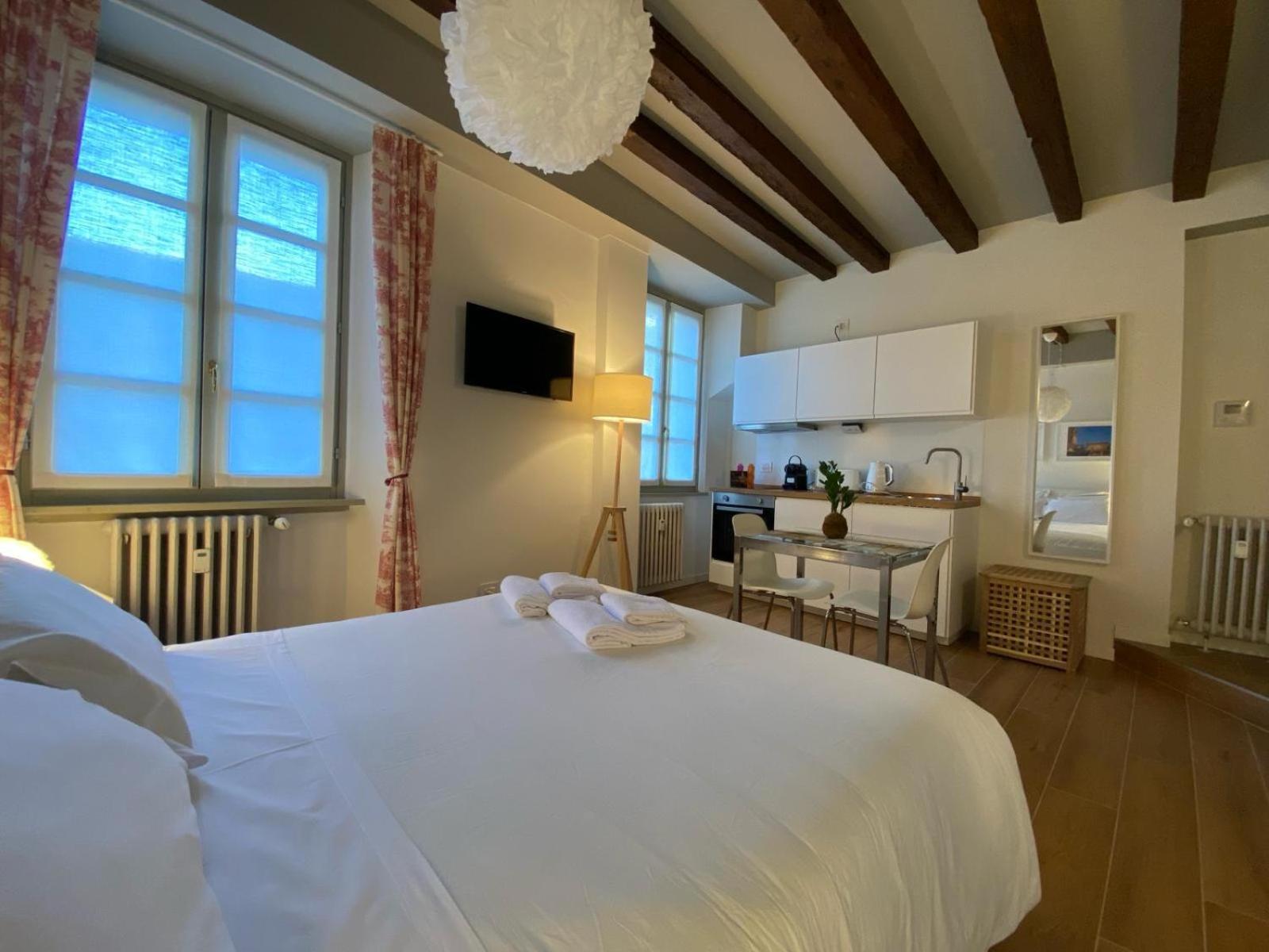 Wish Rooms Charme&Relax Бергамо Экстерьер фото